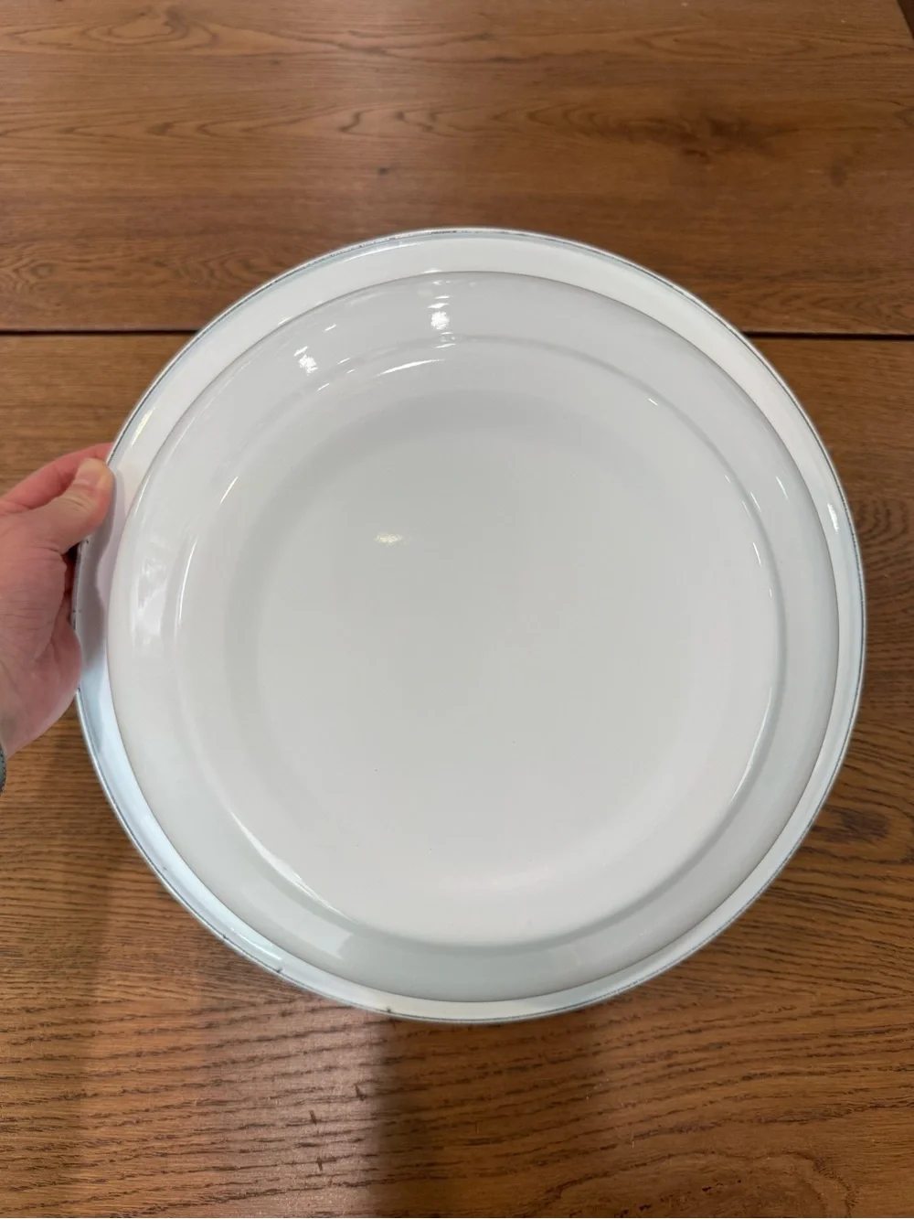 New White Enamel Wash Basin Montessori Handwashing Sensory Bin Bowl for Kids